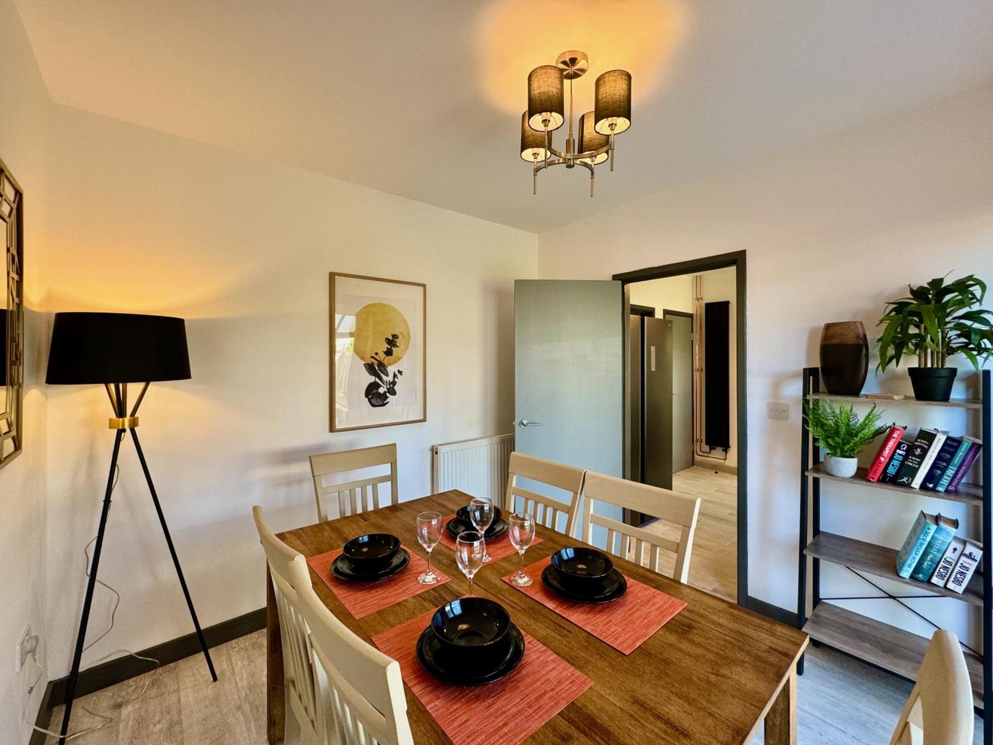 Sandringham House - Great For Contractors Or Family Holidays Holiday home *