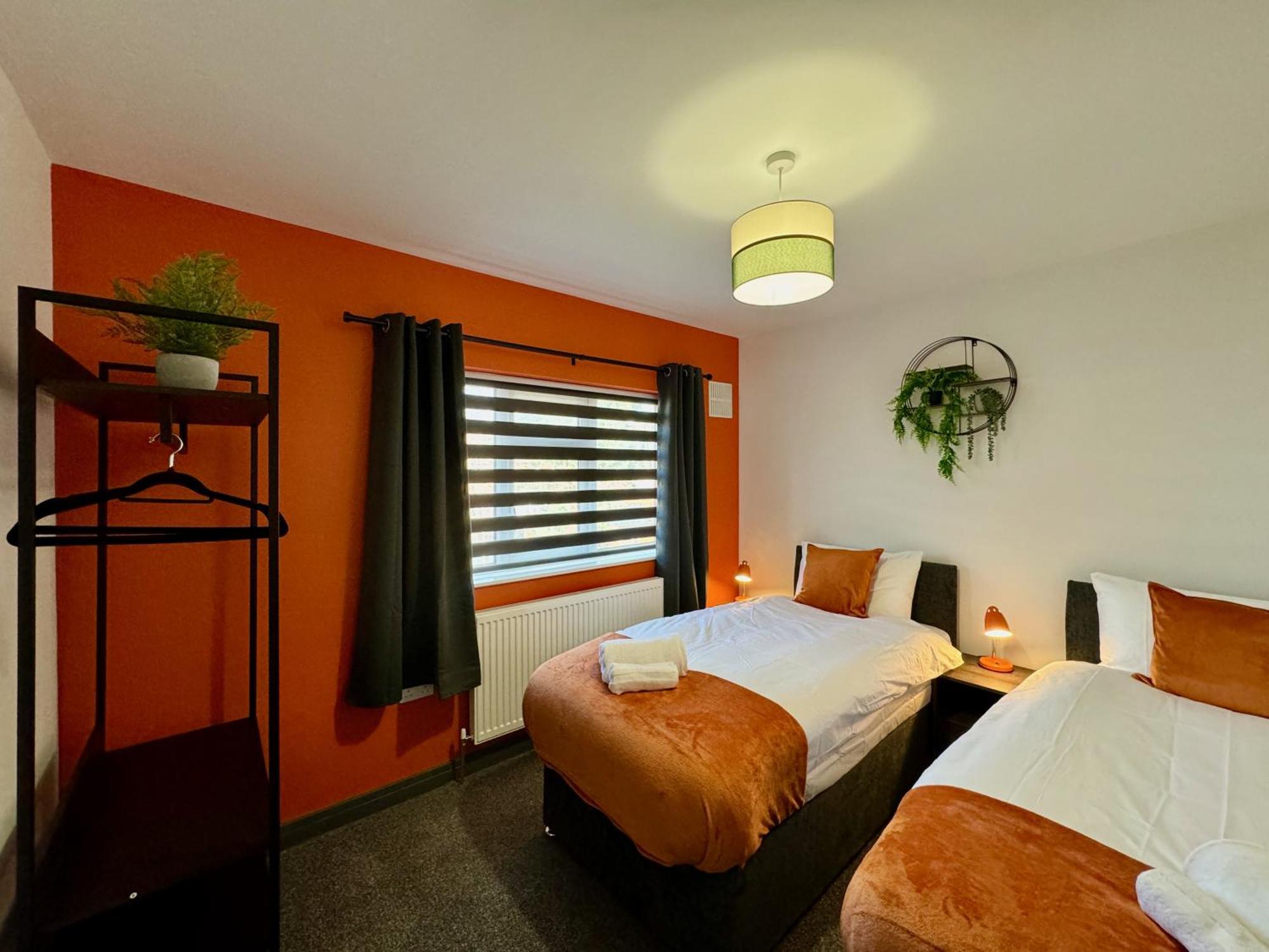 Sandringham House - Great For Contractors Or Family Holidays Holiday home