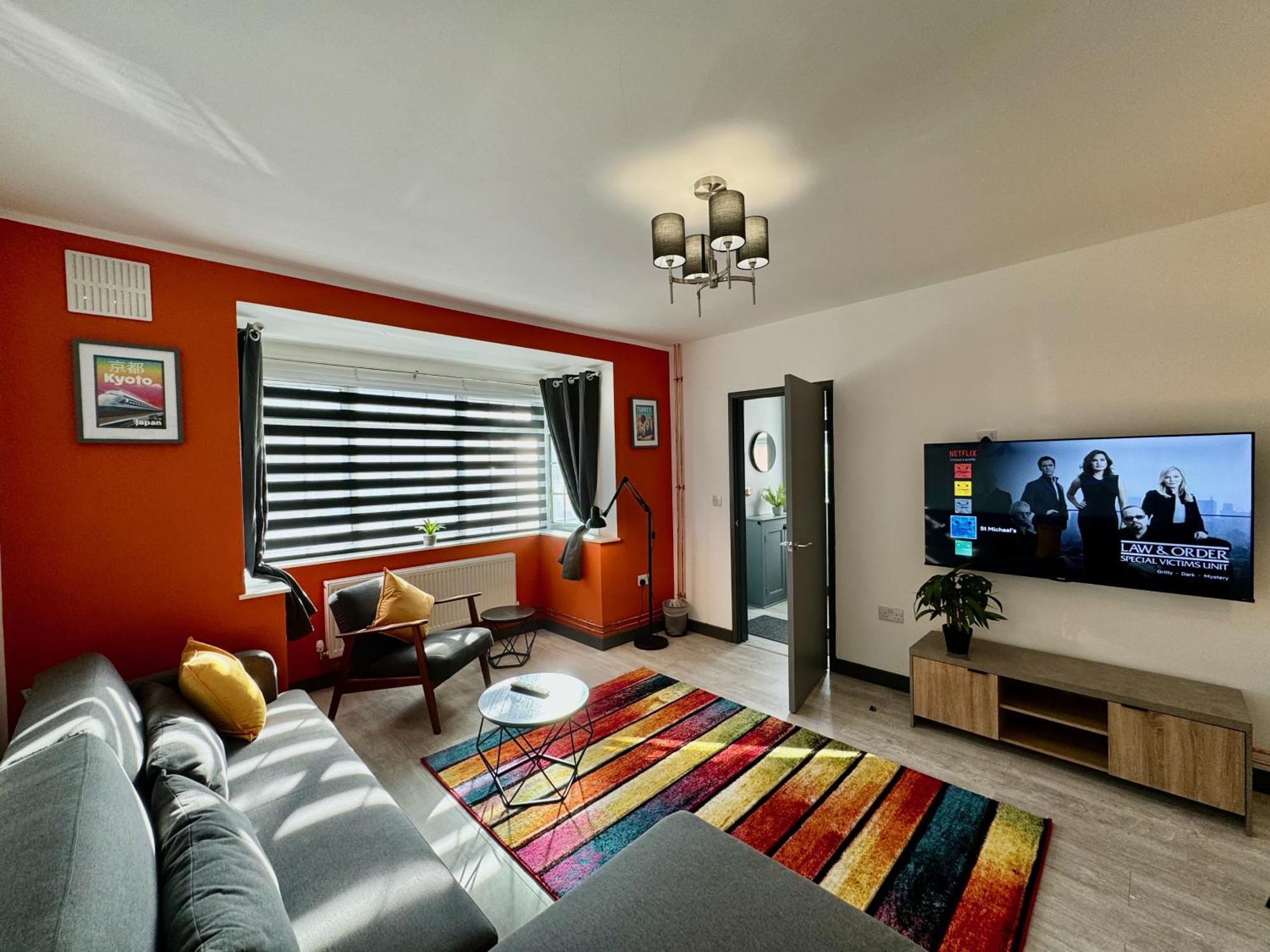 Sandringham House - Great For Contractors Or Family Holidays Holiday home *